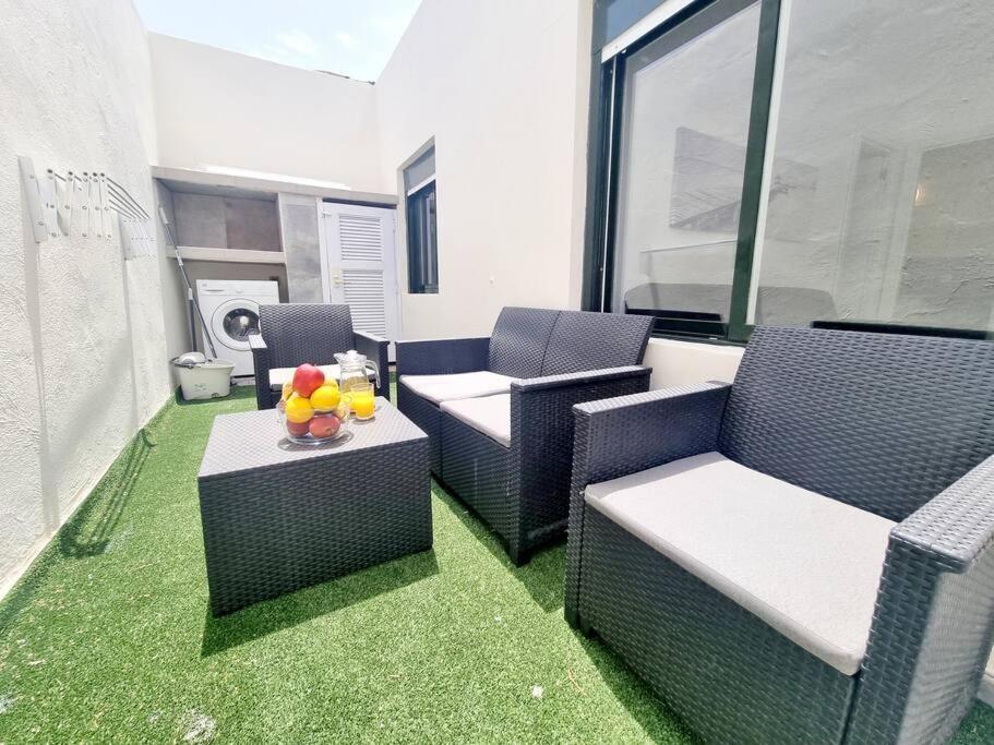 Pequeno Bungalow Firt Line Of The Sea Коста-Тегисе Экстерьер фото